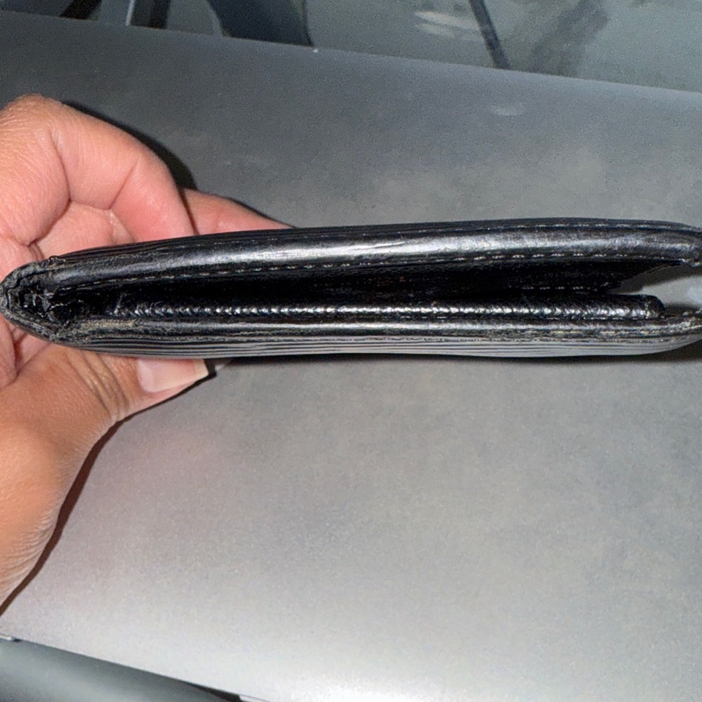 Black Textured Wallet - Picture 7 of 10